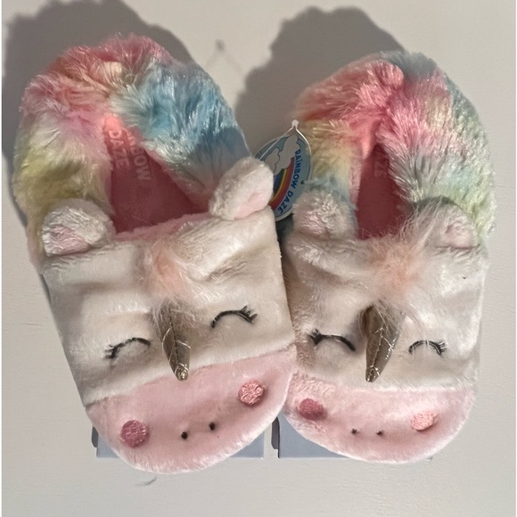 🎈🎈NWT UNICORN SLIPPERS - Picture 1 of 4